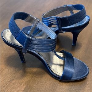Kenneth Cole Reaction Navy Satin Sandals